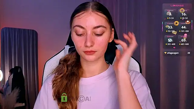 lady curls online show from November 22, 11:25 pm