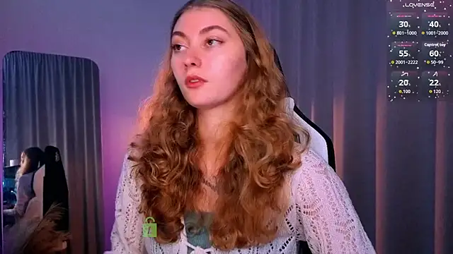 lady curls online show from September 29, 6:24 pm