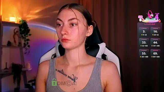 lady curls online show from March 19, 11:05 pm