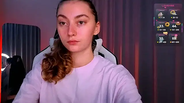 lady curls online show from October 18, 10:34 pm