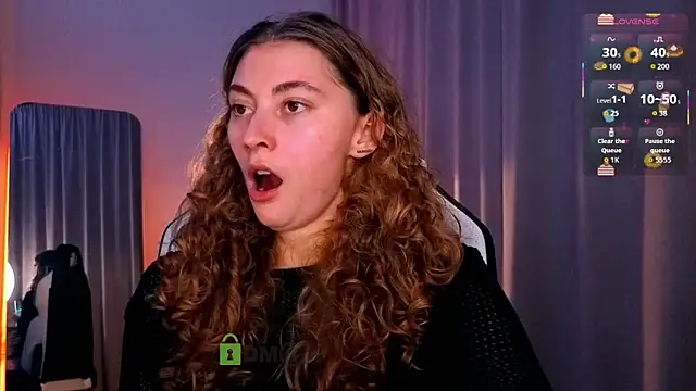 lady curls online show from November 8, 11:08 pm