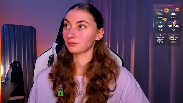 lady curls online show from November 17, 10:03 pm