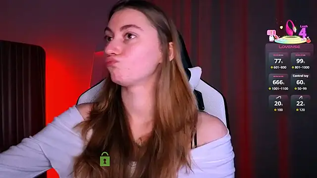 lady curls online show from March 3, 10:50 pm