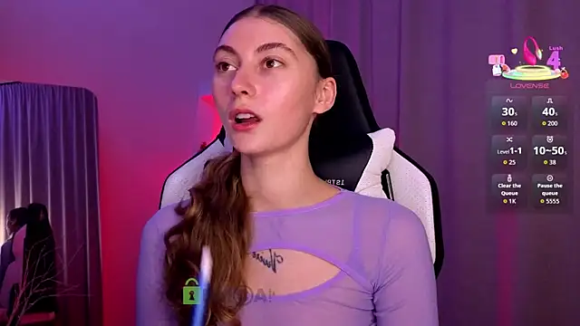 lady curls online show from January 11, 11:33 pm