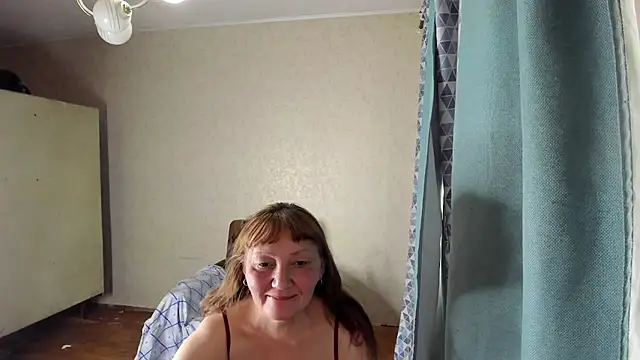 elis gabbi online show from April 14, 8:30 am
