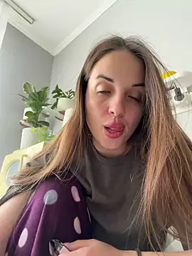 AmiLavs online show from April 14, 10:42 am