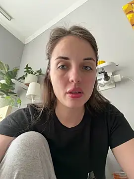 AmiLavs online show from April 9, 10:32 am