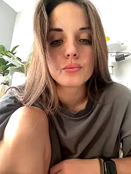 Snapshot of AmiLavs chatting on November 27, 10:27 am AmiLavs online show from November 27, 10:27 am