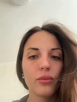 Snapshot of AmiLavs chatting on November 24, 6:24 am AmiLavs online show from November 24, 6:24 am