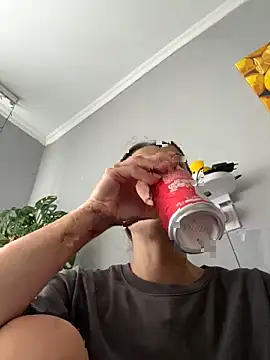 Snapshot of AmiLavs chatting on November 5, 10:40 am AmiLavs online show from November 5, 10:40 am