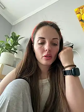 AmiLavs online show from March 12, 11:03 am