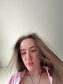 EmilyWi  online show from March 3, 1:29 pm