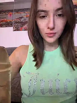 EmilyWi  online show from November 17, 10:03 pm