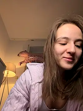 EmilyWi  online show from December 17, 10:04 pm