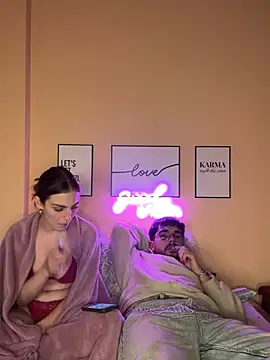 MrAndMrsSavage online show from February 15, 10:10 pm