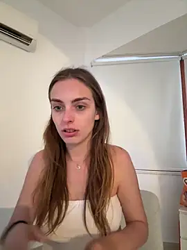 MrAndMrsSavage online show from May 1, 4:23 pm