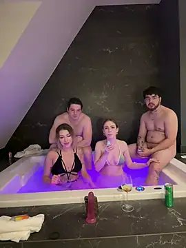 MrAndMrsSavage online show from March 13, 8:54 pm