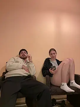 MrAndMrsSavage online show from February 26, 11:52 pm