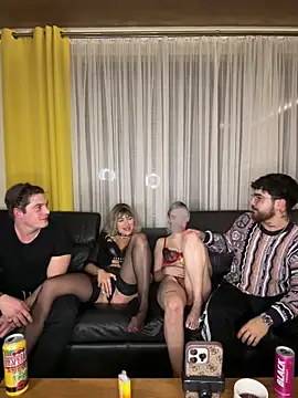 MrAndMrsSavage online show from March 14, 11:53 pm