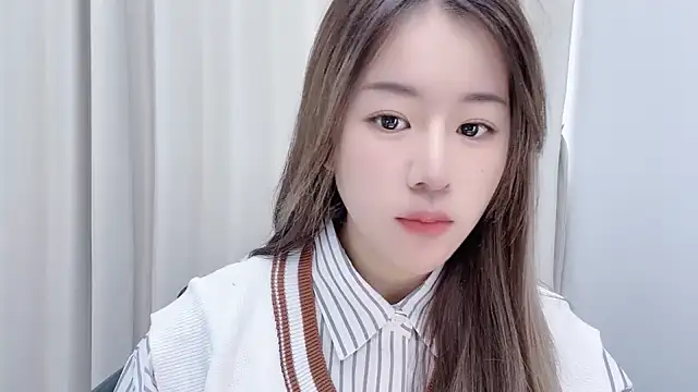 Snapshot of chloe-01 chatting on December 20, 4:31 am chloe-01 online show from December 20, 4:31 am