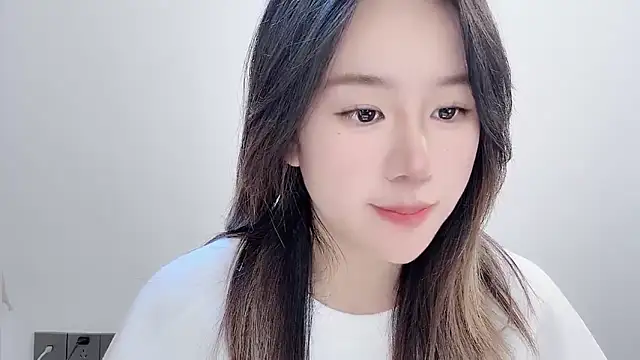 Snapshot of chloe-01 chatting on November 18, 4:05 am chloe-01 online show from November 18, 4:05 am