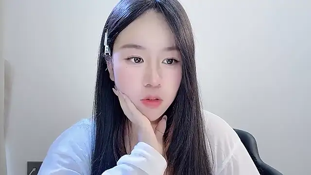 chloe-01 online show from December 3, 3:18 am