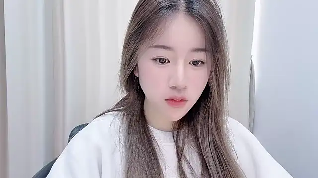 Snapshot of chloe-01 chatting on January 14, 4:25 am chloe-01 online show from January 14, 4:25 am