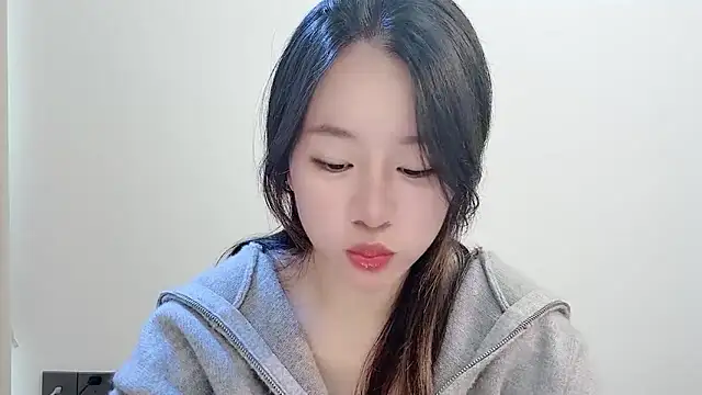 Snapshot of chloe-01 chatting on November 13, 4:16 am chloe-01 online show from November 13, 4:16 am