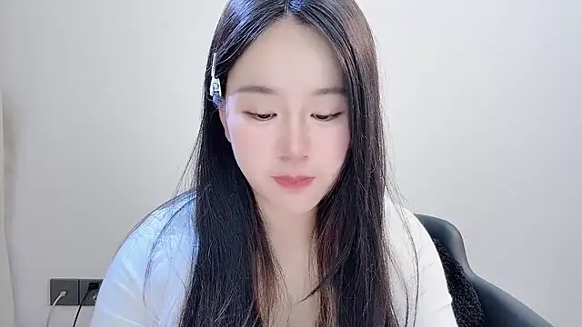 chloe-01 online show from December 3, 3:22 pm