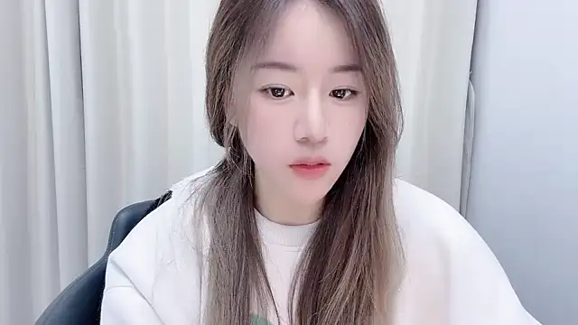 Snapshot of chloe-01 chatting on December 22, 12:16 pm chloe-01 online show from December 22, 12:16 pm