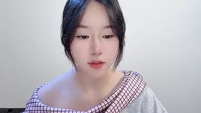 Snapshot of chloe-01 chatting on November 16, 3:00 am chloe-01 online show from November 16, 3:00 am