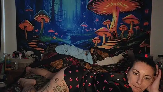 tattoomilf86 online show from January 26, 3:36 pm