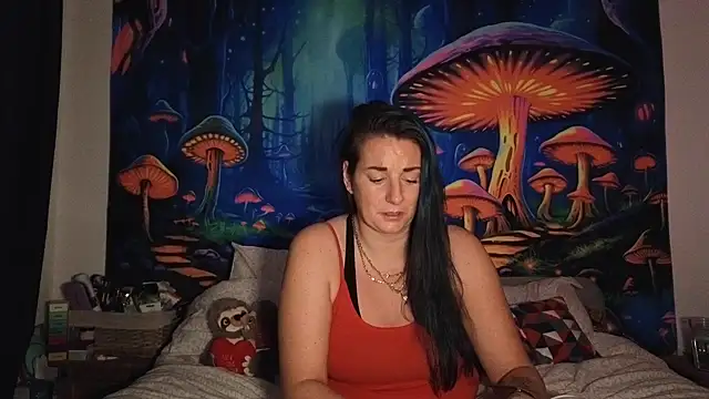 tattoomilf86 online show from February 19, 7:48 pm