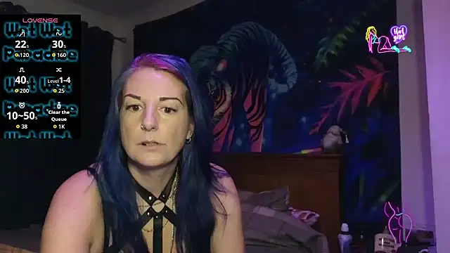 tattoomilf86 online show from February 16, 9:13 pm