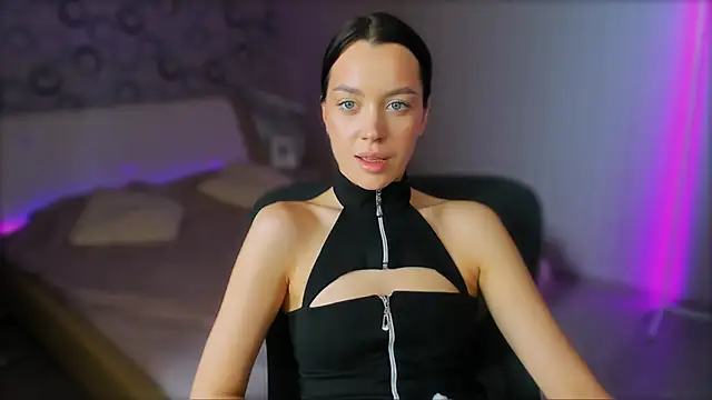 AlannaMiless online show from March 18, 8:28 am