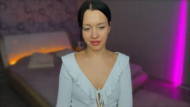 AlannaMiless online show from February 5, 5:09 am