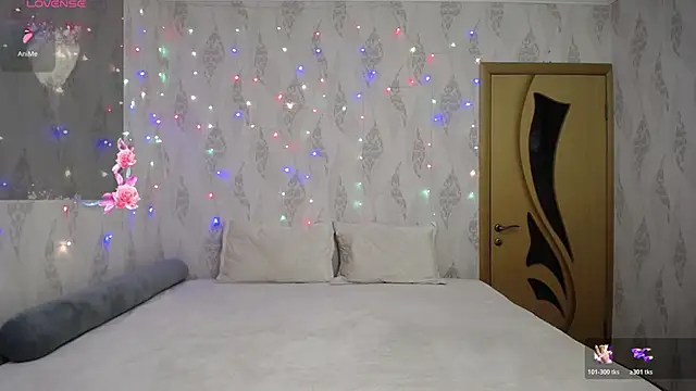 Snapshot of KlaryBrait chatting on February 15, 7:24 pm KlaryBrait online show from February 15, 7:24 pm