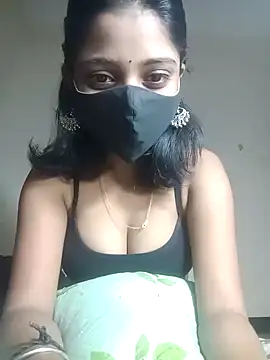 Snapshot of HotKhushi13 chatting on December 10, 1:55 pm HotKhushi13 online show from December 10, 1:55 pm