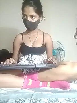 Snapshot of HotKhushi13 chatting on January 12, 6:27 pm HotKhushi13 online show from January 12, 6:27 pm