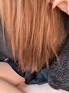 Snapshot of Mia_harmati chatting on October 29, 2:27 pm Mia harmati online show from October 29, 2:27 pm