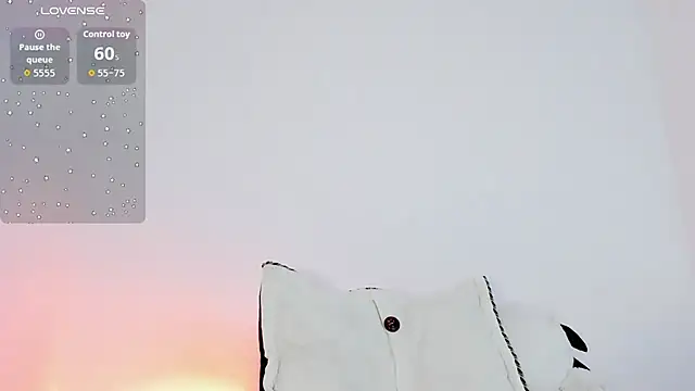 Snapshot of ana_sofia1_ chatting on July 17, 1:03 am ana sofia1 online show from July 17, 1:03 am