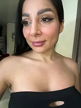 MOMALANA online show from February 20, 8:33 pm