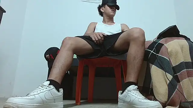 Macho Dom online show from April 11, 10:57 pm