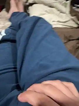 Snapshot of sonug0912 chatting on December 15, 10:47 pm sonug0912 online show from December 15, 10:47 pm