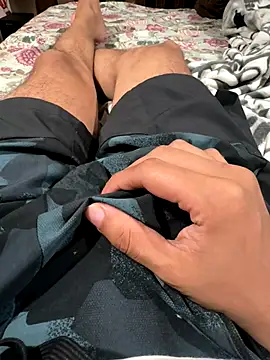 Snapshot of sonug0912 chatting on November 2, 11:48 am sonug0912 online show from November 2, 11:48 am