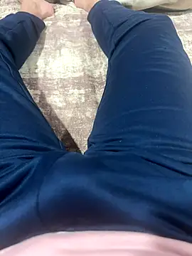 Snapshot of sonug0912 chatting on December 7, 8:44 pm sonug0912 online show from December 7, 8:44 pm