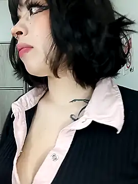 NattashaHotson online show from October 26, 4:24 am