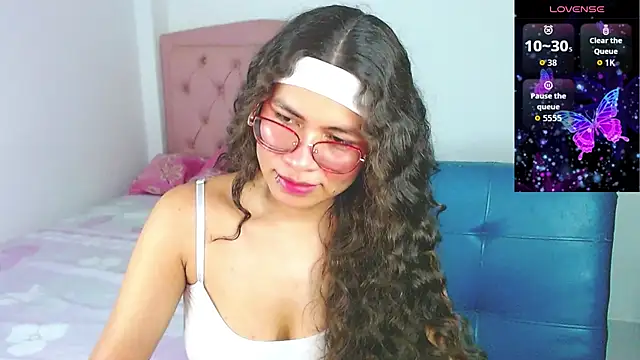 Cynthia hazel online show from November 5, 5:10 am