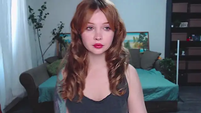 Snapshot of SYKE chatting on October 19, 3:42 am SYKE online show from October 19, 3:42 am