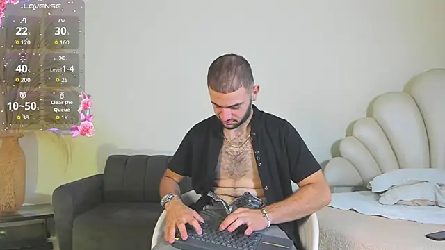 MaximusDick1  online show from June 19, 12:11 pm